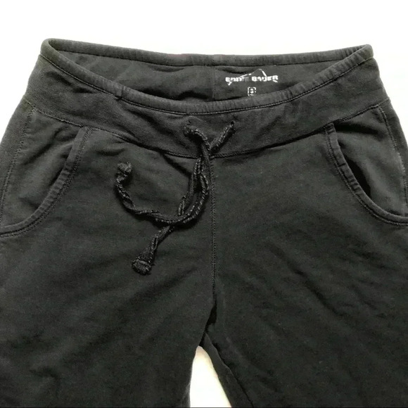 Eddie Bauer  Black Capri Crop Pants Size Small - Picture 3 of 16